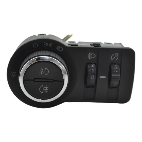 Botão Chave Luz Farol Painel Gm Tracker Spin 2014-2016 Orig