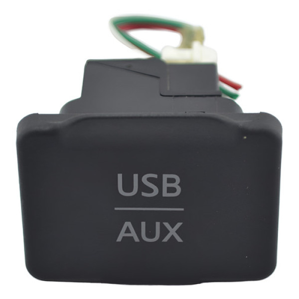Entrada Conector Usb Auxiliar Console March 2015 Original Preto