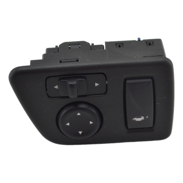 Moldura Botão Regulagem Retrovisor Porta Mala Kwid 2018 Orig