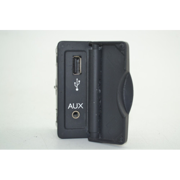 Entrada Conector Usb Auxiliar Console Fluence 2011 Original