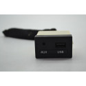Entrada Usb Auxiliar Kia Cerato 2013 Original  Preto