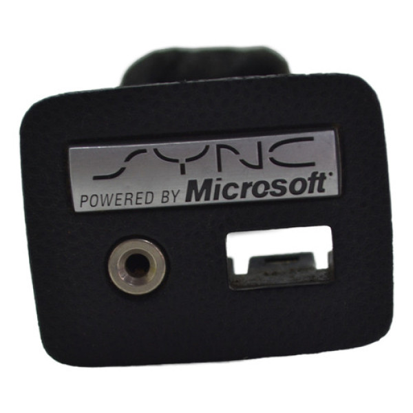 Moldura Entrada Auxiliar Sem Usb New Fiesta 2015 Original - Preto