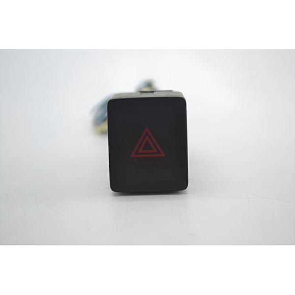 Botão Interruptor Pisca Alerta Painel Nissan Versa Original Preto Botão Interruptor Pisca Alerta Painel Nissan Versa Original Preto