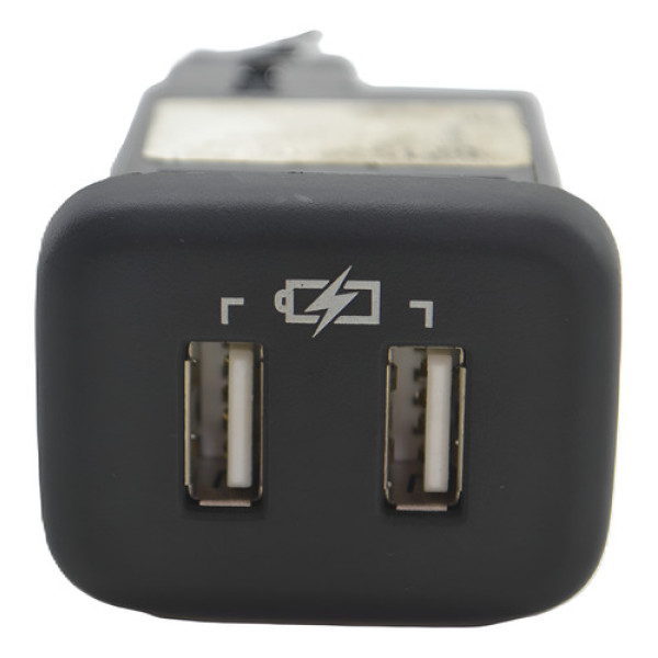 Entrada Dupla Conector Usb Gm Onix Tracker 20 A 23 Original Preto Entrada Dupla Conector Usb Gm Onix Tracker 20 A 23 Original Preto