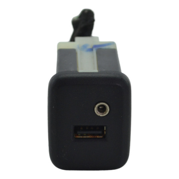 Entrada Conector Usb Tracker 2018 Onix Sonic Cobalt Original Preto
