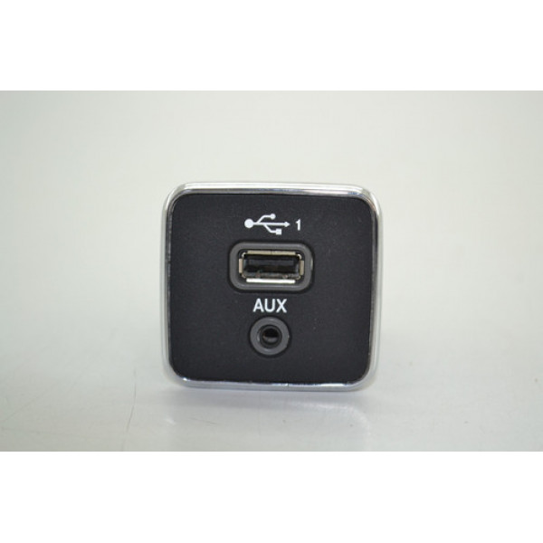 Entrada Usb Auxiliar Console Jeep Compass 2020 Original