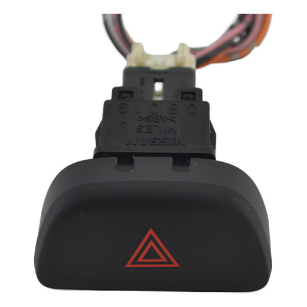 Botão Pisca Alerta Painel Nissan March 2012 Original Preto Botão Pisca Alerta Painel Nissan March 2012 Original Preto