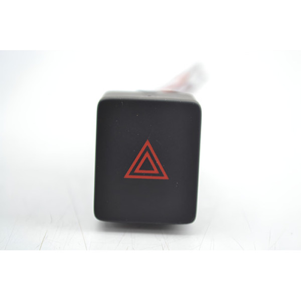 Botão Pisca Alerta Painel Nissan March 2016 Original Preto Botão Pisca Alerta Painel Nissan March 2016 Original Preto