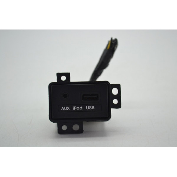 Conector Entrada Usb Auxiliar Hyundai Hb20s 2019 Original