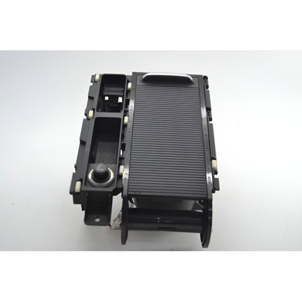 Esteira Porta Copo Console Tomada 12v Vw Passat 2018 Origina Preto