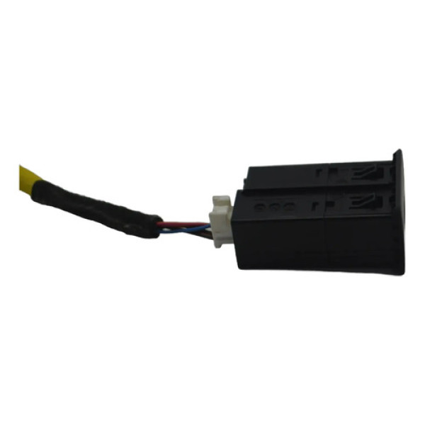 Entrada Conector Usb Console Renault Duster 2021-2024 Origin