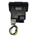 Entrada Conector Usb Auxiliar Nissan Versa 2013 Original