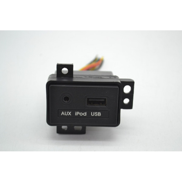 Entrada Usb Auxiliar Console Hyundai Hb20 2019 Original