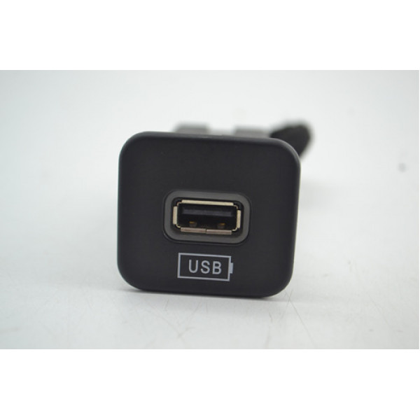 Entrada Usb Console Jeep Commander 2021 2022 Original