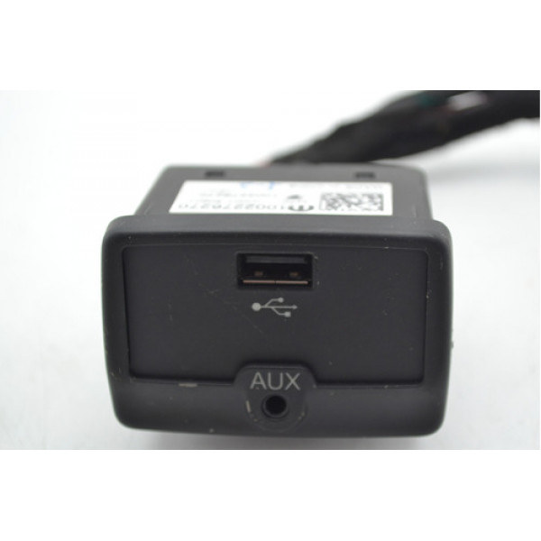 Entrada Usb Auxiliar Console Fiat Linea 2015 Original