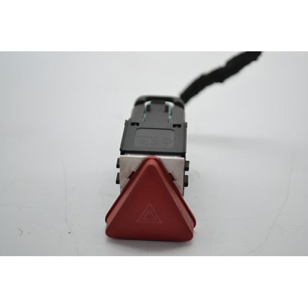 Botão Pisca Alerta Painel Volkswagen Jetta 2009 Original - Vermelho Botão Pisca Alerta Painel Volkswagen Jetta 2009 Original - Vermelho