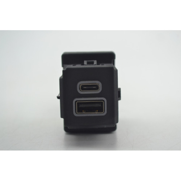 Entrada Usb Tipo C Console Jeep Compass 2023 Origina