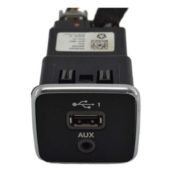 Entrada Conector Usb Auxiliar Jeep Renegade 2021 Original Preto
