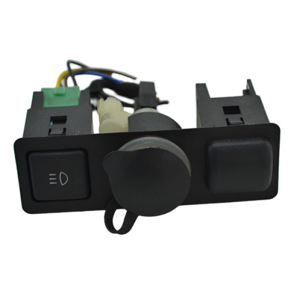 Moldura Botão P/ Farol Milha Tomada 12v Corsa 2002 A 2012 Preto Moldura Botão P/ Farol Milha Tomada 12v Corsa 2002 A 2012 Preto