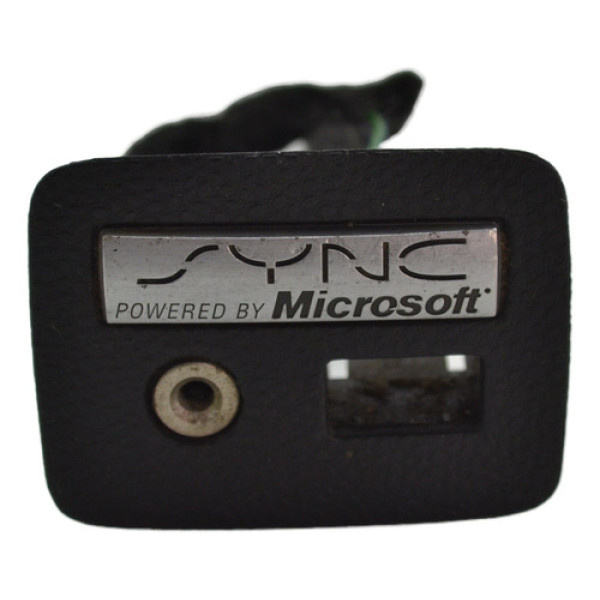 Moldura Console Auxiliar Sem Usb Ford Fiesta 2015 Original Preto