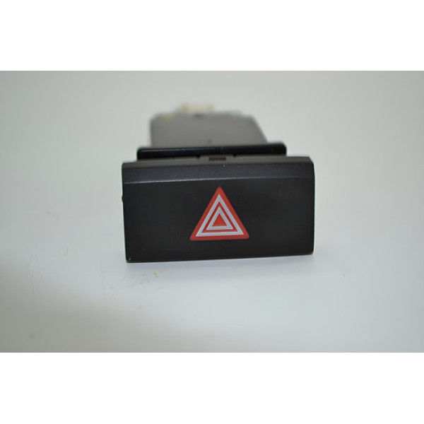Botão Pisca Alerta Painel Hyundai Hb20 2015 2016 Original Preto