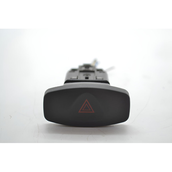 Botão Pisca Alerta Painel Renault Duster 2013 2014  Original - Preto