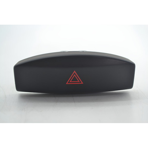 Botão Pisca Alerta Painel Nissan Grand Livina 2013 Original Preto Botão Pisca Alerta Painel Nissan Grand Livina 2013 Original Preto