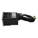 Entrada Conector Usb Auxiliar Jeep Renegade 2021 Original Preto