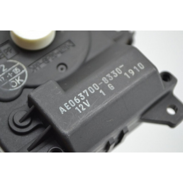 Motor Controle Aletas Caixa Ventilação Rav4 637008330