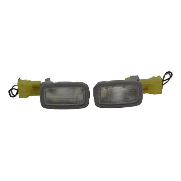 Par Luz Cortesia Quebra Sol Interna Azera 2015 Original