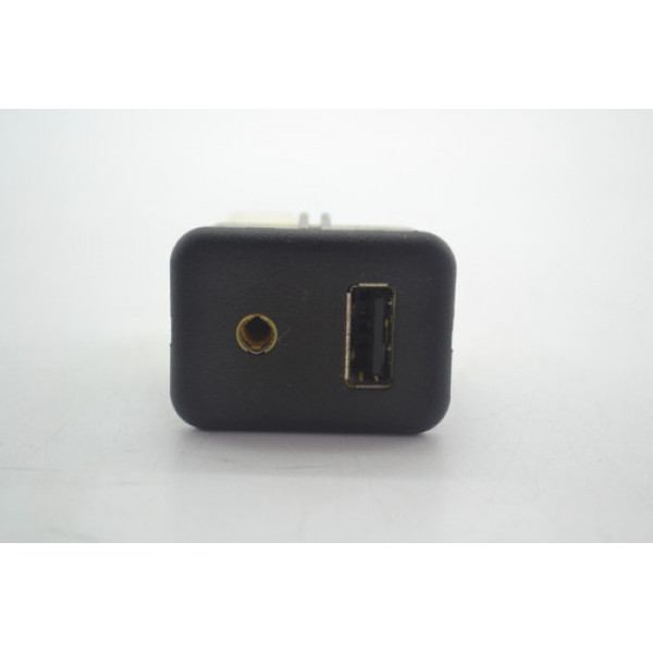 Interruptor Entrada Usb Auxiliar Chevrolet Onix Original