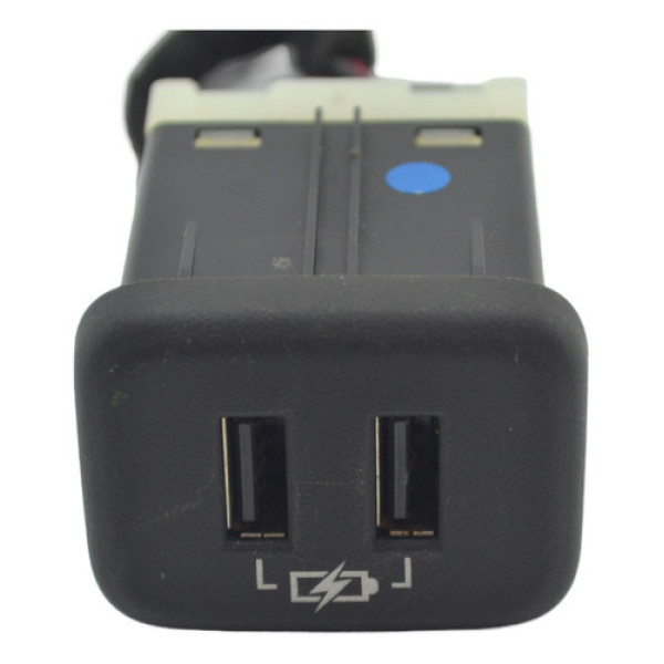 Entrada Dupla Usb Console Gm Equinox 2018 A 2022 Original
