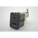 Entrada Usb Auxiliar Sonic Onix Cobalt Tracker 12 A 19 Orig