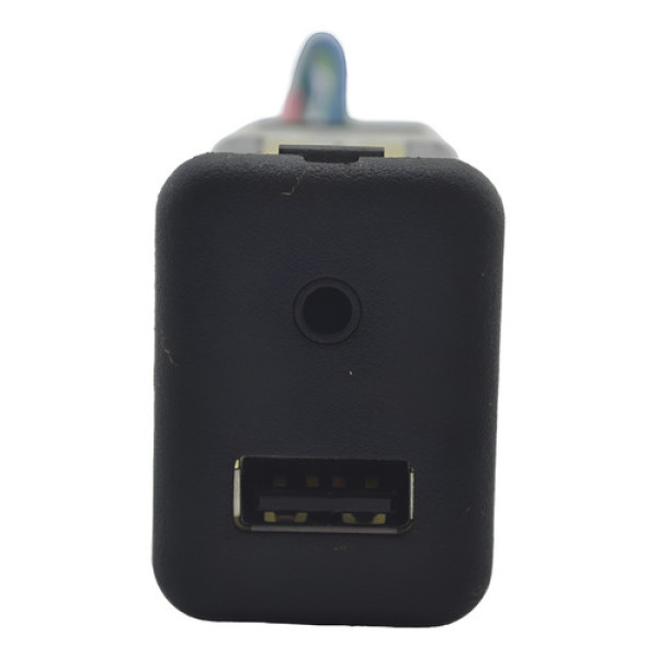 Entrada Conector Aux Usb Camaro 2013 A 2019 Onix Original