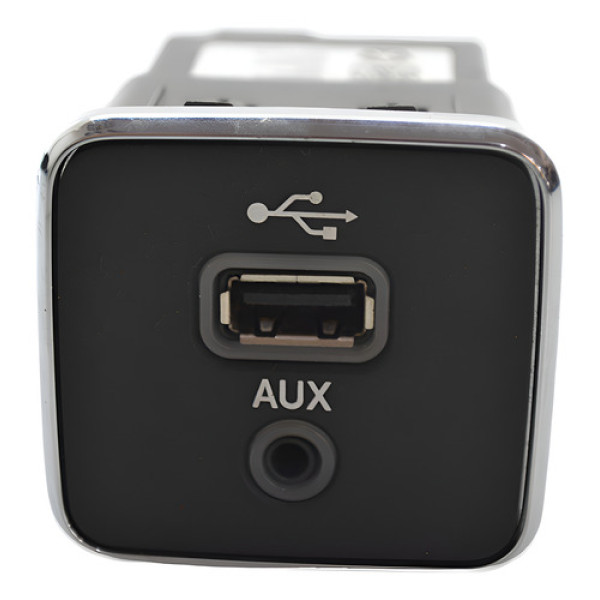 Entrada Usb Auxiliar Console Jeep Compass 2016 Original Entrada Usb Auxiliar Console Jeep Compass 2016 Original