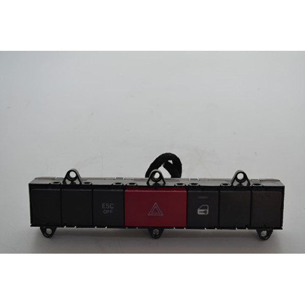 Botao Pisca Alerta Trava Destrava Painel Ducato 2019 Origina - Preto