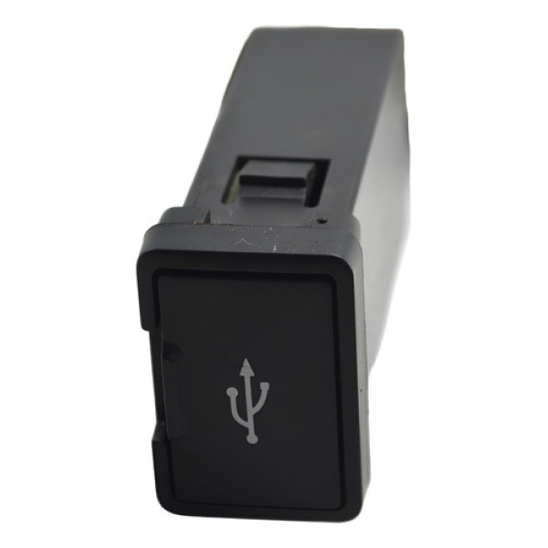 Entrada Conector Usb Mitsubishi L200 Triton 2017 Original Preto