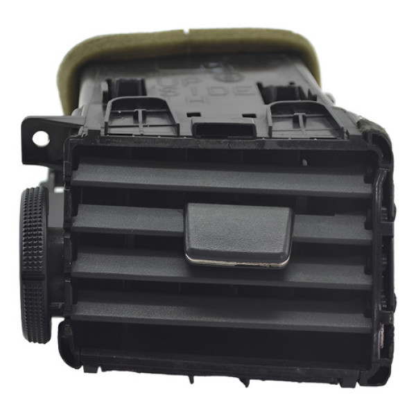 Difusor Lateral Esquerdo Painel Nissan Tiida 2012 Original Difusor Lateral Esquerdo Painel Nissan Tiida 2012 Original