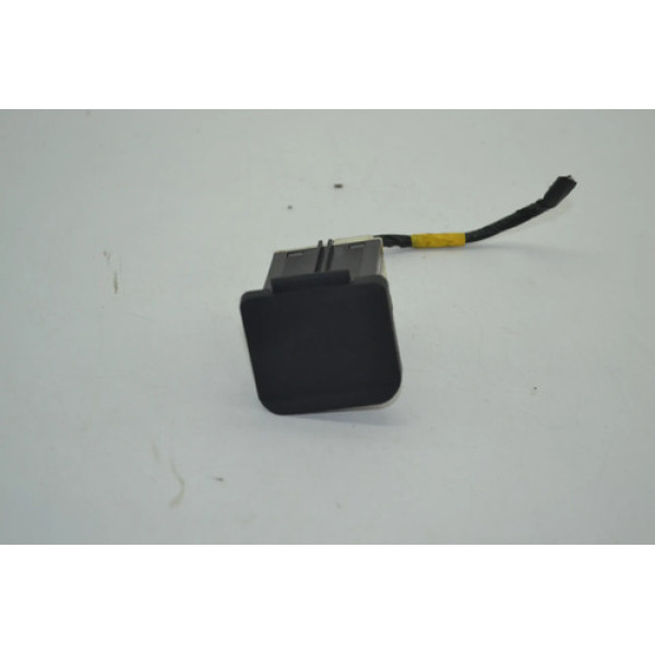 Entrada Conector Usb Auxiliar Console Cruze 2013 Original Preto