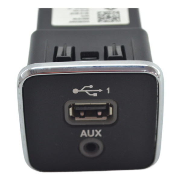 Entrada Conector Auxiliar Usb Console Fiat Argo 2020 Origina