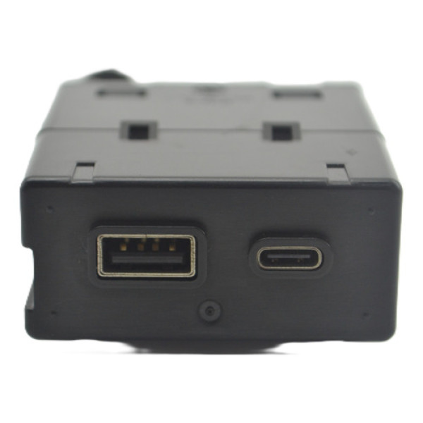 Entrada Conector Usb Tipo C Montana 23 A 24 Original