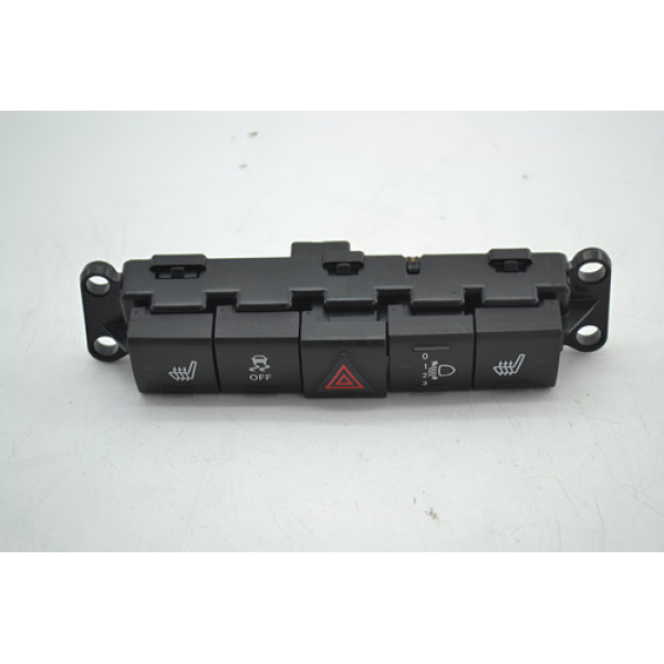 Botão Pisca Alerta Farol Off Jeep Compass 2013 Original Preto Botão Pisca Alerta Farol Off Jeep Compass 2013 Original Preto