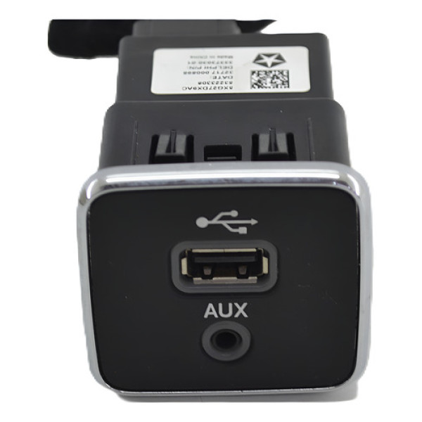 Entrada Conector Usb Auxiliar Console Fiat Toro 2019 Origina