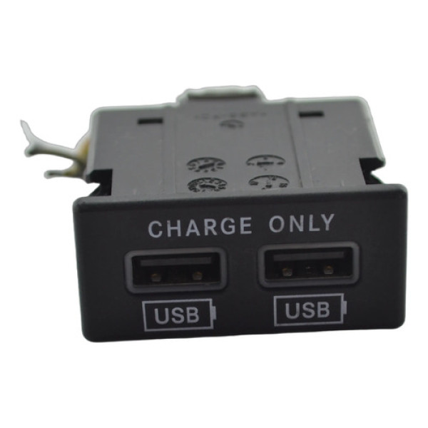 Entrada Conector Duplo Usb Maserati Levante 2017 Original Preto