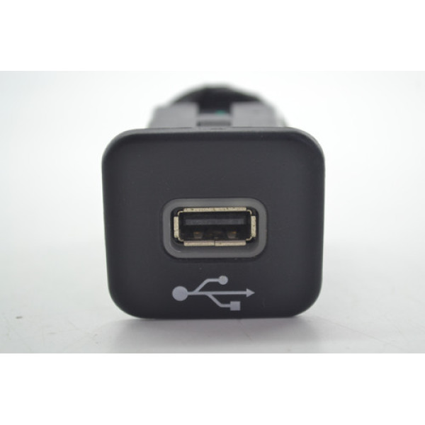 Entrada Usb Console Fiat Cronos 2019 Argo Orig