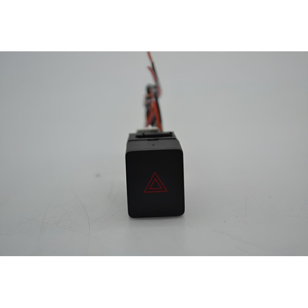 Botão Interruptor Pisca Alerta Nissan March 2018 Original Botão Interruptor Pisca Alerta Nissan March 2018 Original