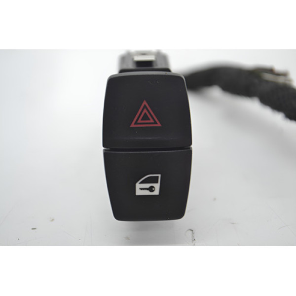 Botão Pisca Alerta Trava Destrava Bmw 320ia 2013 Original Preto