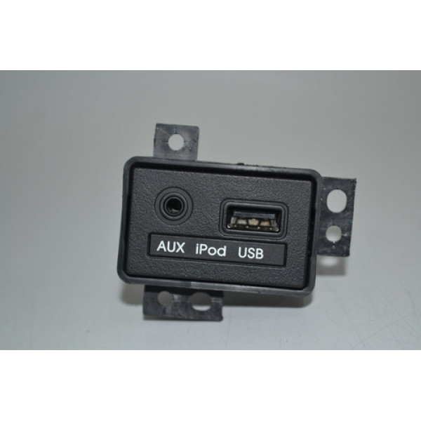 Entrada Usb Auxiliar Hyundai Hb20 2017 2018 Original