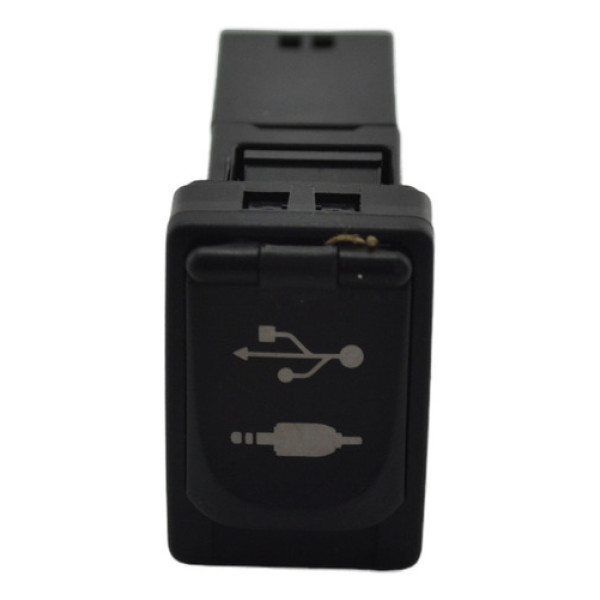 Entrada Conector Usb Auxiliar Painel Rav4 2013 Original Preto