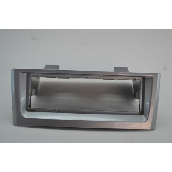 Moldura Radio Som Central Painel Fiat Punto 2010 Original Cinza Moldura Radio Som Central Painel Fiat Punto 2010 Original Cinza